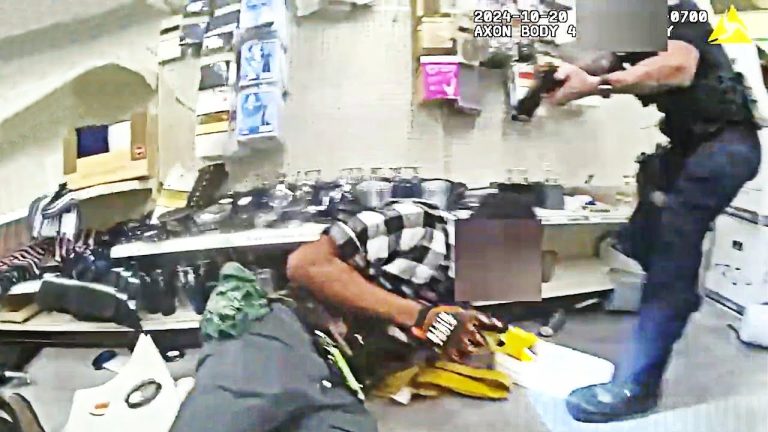 Suspect Takes Officer’s Taser Before Being Shot in Phoenix Store