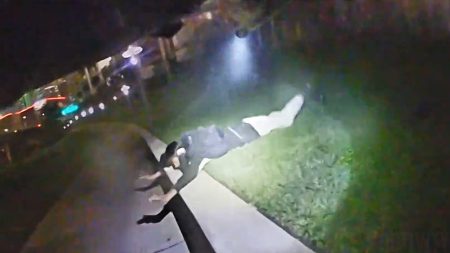 Houston Officer Fires on Suspect Who Took Shooting Stance