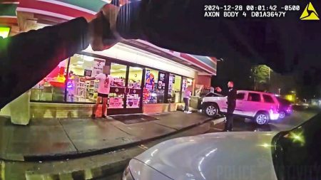 Police Use Taser to Subdue Knife-Wielding Man After Crashing Into 7-Eleven